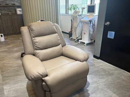 メンズ眉毛サロン+i.b広島店【広島/眉毛サロン/アイブロウ/メンズ】の写真
