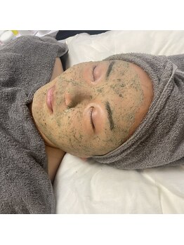 ダリア(Dahlia)/メンズハーブピーリング