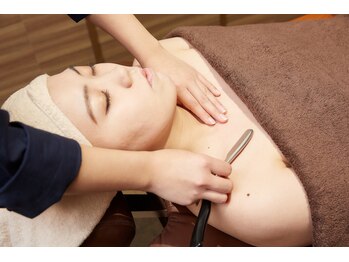 エヌドット バーバーギンザ(N.BARBER GINZA)/デコルテシェービング〈エステ〉