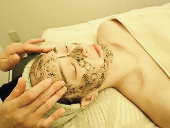 サラ(Sara)の写真/《即実感★結果重視》成分にこだわったハーブピーリングで内側から潤うつるんと毛穴レス肌へ♪