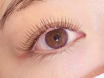 ザ ベッピン(the 別嬪)の写真/フラットラッシュで自まつ毛の負担を軽減しながらお目元の印象UP☆特殊な技法で付けていくのでキープ力◎