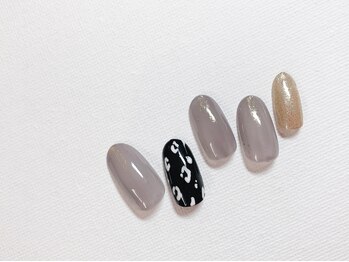 ネイルアンドアイラッシュサロン ミッタ(Mitta)/¥7000-