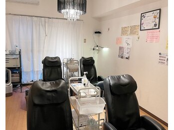 ルナ 心斎橋店(LUNA)/サロン風景