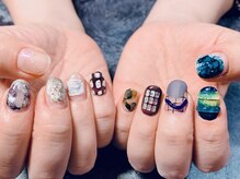 ハイアンドドライ(High and Dry)/個性派ネイル