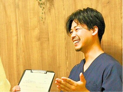 整体アキスト(AQIST)の写真