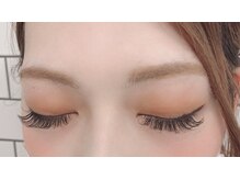 プレッジ ネイル アイラッシュ(pledge NAIL-EYELASH)の雰囲気（まつ毛エクステ100本（カラーもあります）　￥5390）