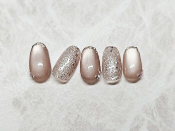 アクアソル(AQUASOL)/大人のジュエリーネイル
