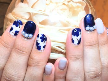 ネイルズ ララ(nails Lala)/マリメッコネイル。