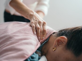 康福の写真/デスクワークでガチガチの首肩に...諦めていた辛さも改善!本格中国式マッサージで軽やかに♪