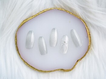 はあとねいる 蘇我駅前店の写真/《ハイセンス×シンプル×高技術》シンプル~トレンドのニュアンスネイルも◎【ワンカラー/ラメグラ¥3850】