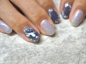 グランジュ(glaNje)/午ネイル