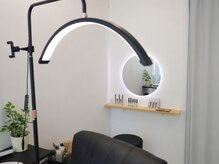  ALUCIA 【アルシア】眉毛アイブロウデザイン 岡山店【８/１ NEW OPEN（予定）】の雰囲気（リラックスできるメイクブース付き施術スペースをご用意）
