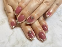 ブリリアント ネイル(Briliant Nail)/SNSで話題のガラスフレンチ