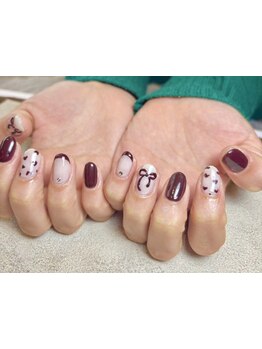 ショートネイルデザインが豊富