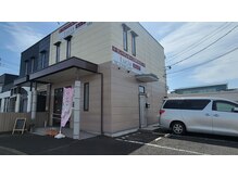 ルシア(Lucia)の雰囲気（店舗前に4台分の駐車場があります。）