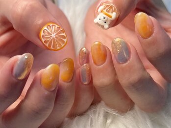 オレンジ×くまちゃんネイル