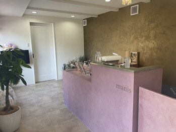 マニス(manis)/