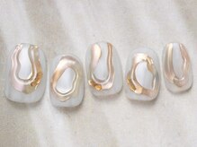 アイネイルズ 天神今泉店(I-nails)/【sana.i】ミラーぷくネイル