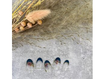 ネイル バズ(NAIL BUZZ)/初回ソフトジェルオフ込9800円