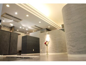 フレルト 四日市新正店(FLELT)/駐車場完備しています