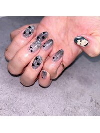 痛ネイル！