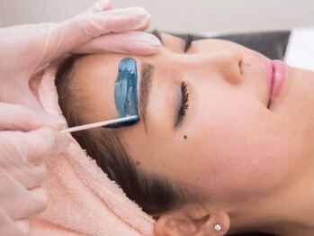 グラティチュードの写真/お肌に優しいフェイシャルワックスで美白ケア&毛穴ケア◎お顔のリフトアップ効果も♪