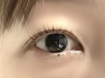 サロンエム(Salon M)の写真/初めての方は次世代まつ毛パーマから☆高濃度ケラチン配合トリートメントでまつ毛をダメージから守ります◎