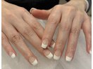 フレンチネイル