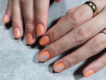 シンプルなワンカラーで魅せる！