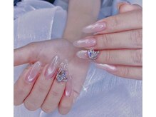 ミネットネイル 池袋(Minette nail)の雰囲気(さりげないグラデーションにビッグストーンで華やかに)