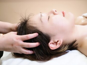 アキュレ(Acure)の写真/究極のリフトアップ!たるみ/ほうれい線改善【小顔リフトアップ美容鍼+ヘッドスパ】