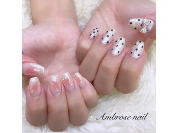 アンブローズネイル(Ambrose nail)/チーク&ドットネイル