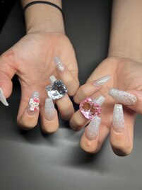 キティちゃんネイル