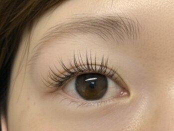 サロンエム(Salon M)の写真/【ナチュラルデザインが好きな方必見！】ナチュラルだけど華やかな素顔美人へ♪理想の目元を叶えます☆