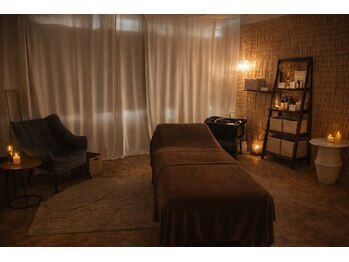 アランアラン(Alan Alan)の写真/【全身フルコース】洗髪・マッサージ・爪のケアまで。トータルで整う贅沢リラックス