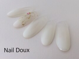 ホワイトネイル