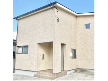 ビーエックス(.BX)/一軒家のベージュのサロンです★