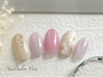 ヴィカ(Vica)/春☆フラワーネイル
