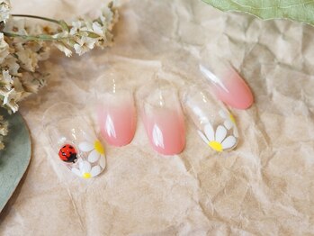 レイ ネイルアンドセレクトショップ(Lei Nail&Selectshop)/てんとう虫