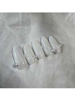 ネイルサロン イントゥ(into_)/ホワイトネイル