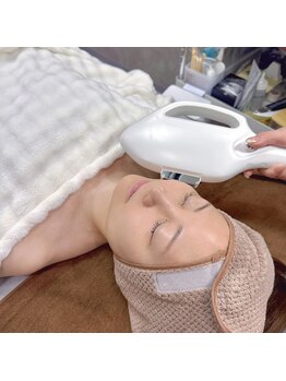 ココプラス(COCO+)/プラズマ光フェイシャル