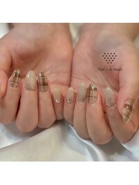 秋冬定番☆チェックネイル