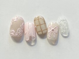 ガーリークリームネイル