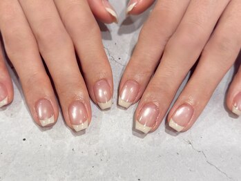 ローラン(LORAN)/マグネット×フレンチネイル♪