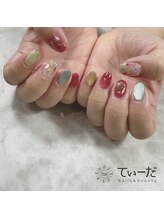 てぃーだ/ニュアンスネイル