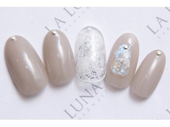 ラルナ ネイルアンドアイラッシュサロン(LA LUNA nail & eyelash salon)/22年12月1月◇定額ボリューム◇