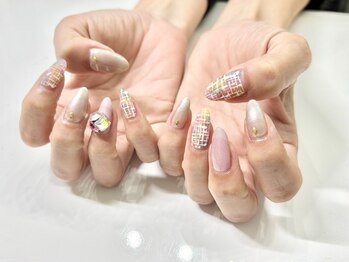 ヴァンクルール(VentCouleur)の写真/【理想のネイルを一緒に叶えましょう】当店はパーツの種類豊富さが自慢!スタッフ一同心を込めて施術します!