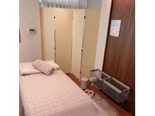 クリーンビューティーメディカルサロン(CLEAN BEAUTY Medical Salon)の雰囲気（寛ぎながらも楽しい施術室、何でもお話して下さい！）