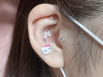 エミタス 蒲田店(emi+)/耳ツボジュエリー