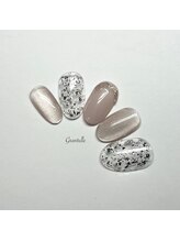 グランチュール(Grantulle)/大人ピンクベージュネイル